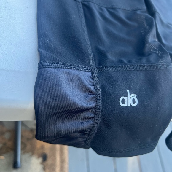 ALO Yoga Black Leggings Women’s Size Small - Picture 10 of 10